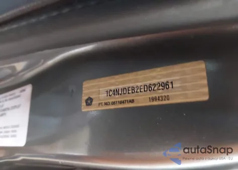 2014 Jeep Compass Latitude из США, поврежденный, VIN 1C4NJDEB2ED622961